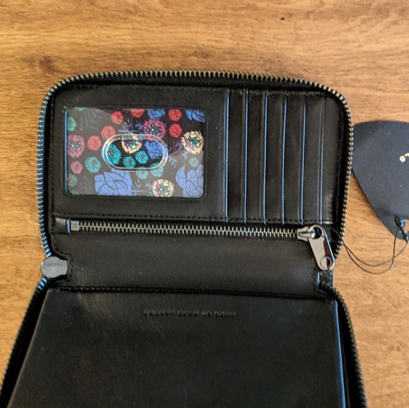 Marc Jacobs Disney Alice in Wonderland Wristlet - Picture 5 of 16